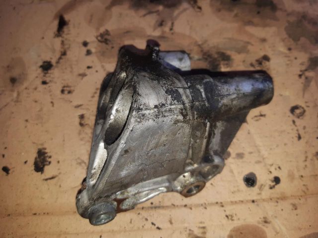 bontott RENAULT SCÉNIC II Tartó Bak