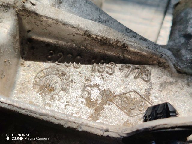 bontott RENAULT SCÉNIC II Tartó Bak