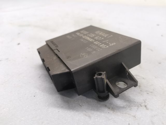bontott RENAULT SCÉNIC II Tolatóradar Elektronika