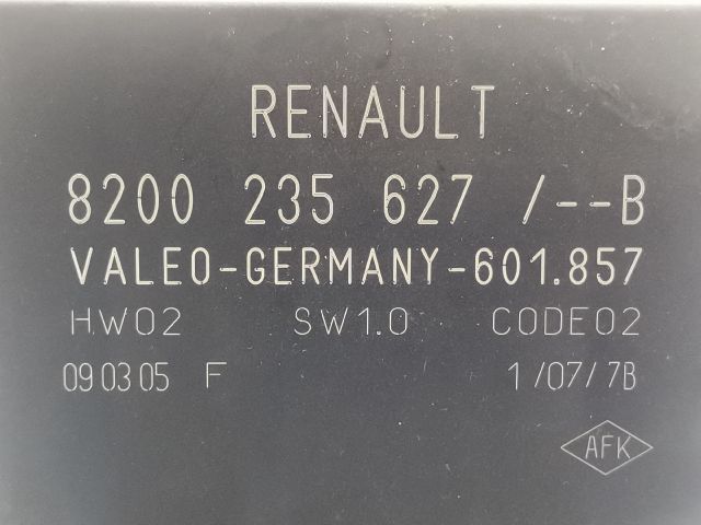 bontott RENAULT SCÉNIC II Tolatóradar Elektronika