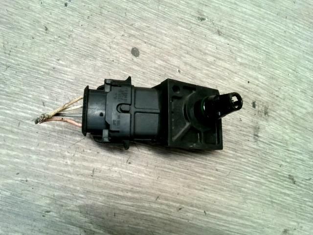 bontott RENAULT SCÉNIC II Töltőnyomás Érzékelő