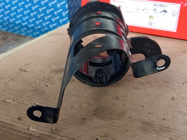 bontott RENAULT SCÉNIC II Üzemanyagszűrő Ház