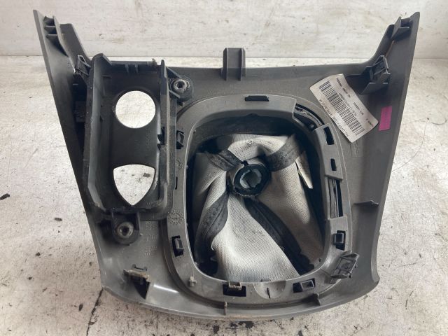 bontott RENAULT SCÉNIC II Váltószoknya