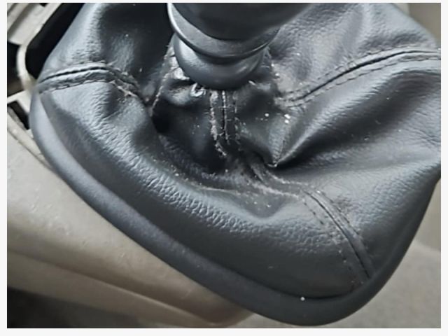 bontott RENAULT SCÉNIC II Váltószoknya