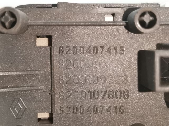 bontott RENAULT SCÉNIC II Vészvillogó Kapcsoló