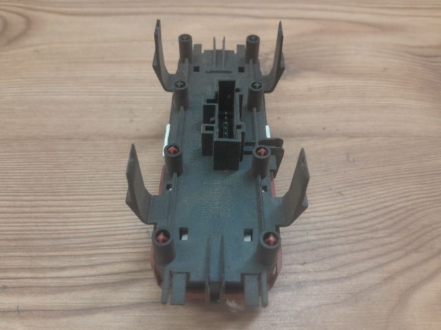 bontott RENAULT SCÉNIC II Vészvillogó Kapcsoló