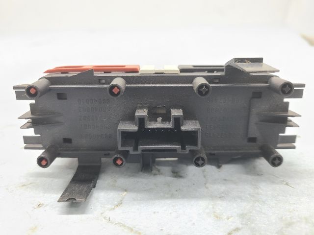 bontott RENAULT SCÉNIC II Vészvillogó Kapcsoló