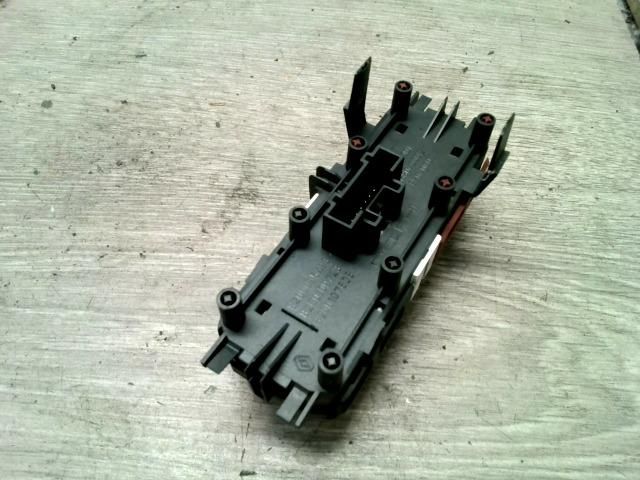 bontott RENAULT SCÉNIC II Vészvillogó Kapcsoló