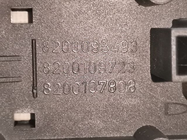 bontott RENAULT SCÉNIC II Vészvillogó Kapcsoló