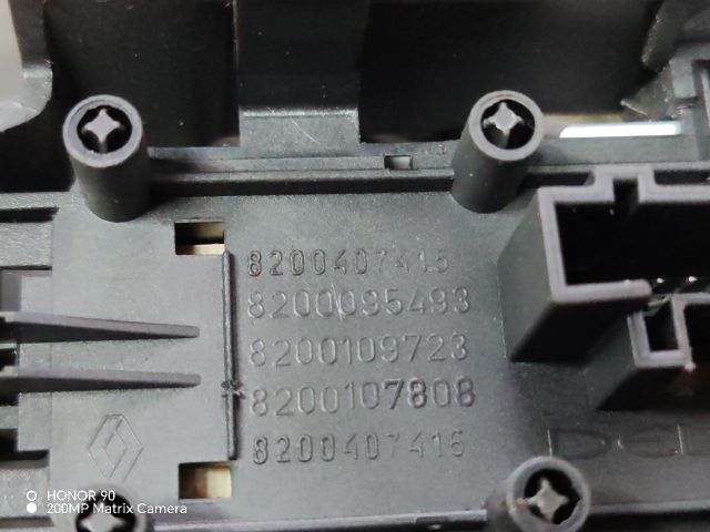 bontott RENAULT SCÉNIC II Vészvillogó Kapcsoló