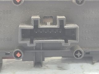 bontott RENAULT SCÉNIC II Vészvillogó Kapcsoló