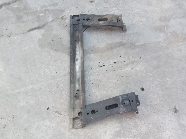 bontott RENAULT SCÉNIC II Vízhűtő Radiátor Tartó