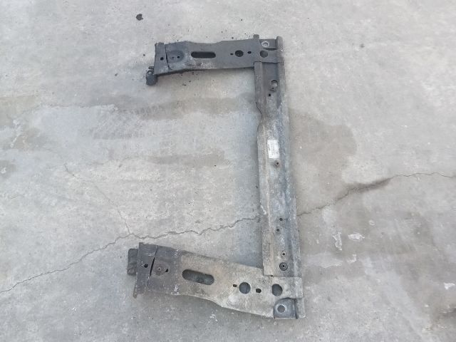 bontott RENAULT SCÉNIC II Vízhűtő Radiátor Tartó