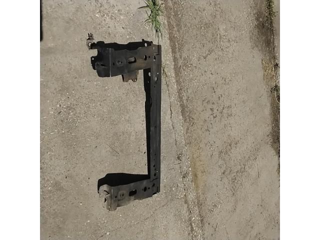 bontott RENAULT SCÉNIC II Vízhűtő Radiátor Tartó