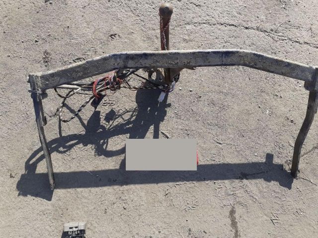 bontott RENAULT SCÉNIC II Vonóhorog