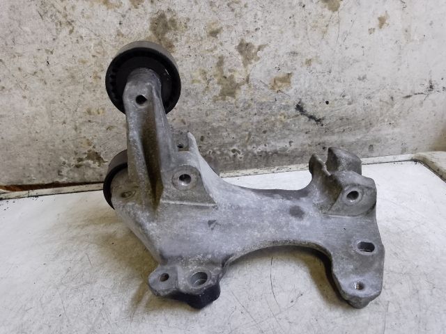 bontott RENAULT SCÉNIC III Generátor Tartó Bak