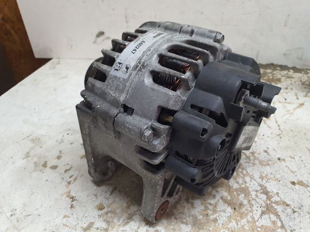 bontott RENAULT SCÉNIC III Generátor