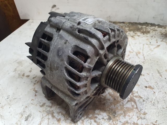 bontott RENAULT SCÉNIC III Generátor