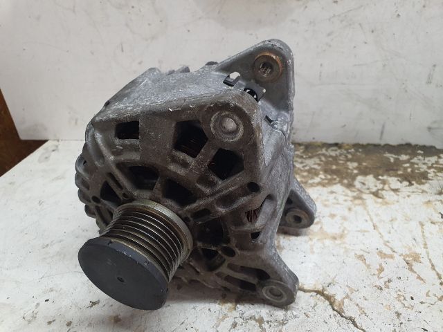 bontott RENAULT SCÉNIC III Generátor