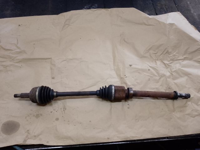 bontott RENAULT SCÉNIC III Jobb Féltengely