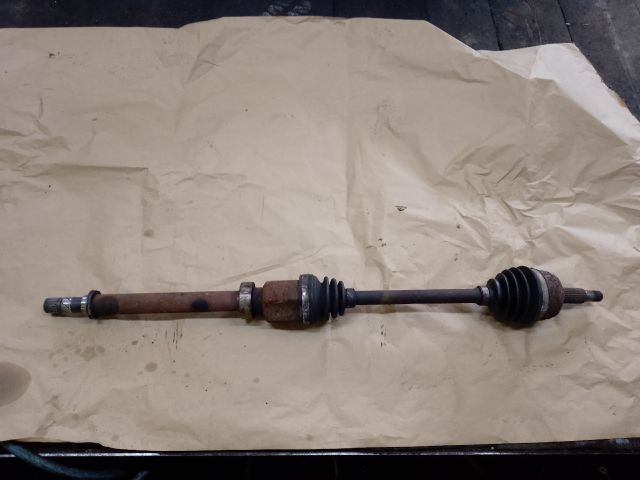 bontott RENAULT SCÉNIC III Jobb Féltengely