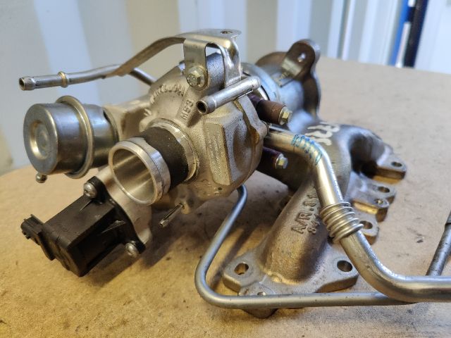 bontott RENAULT SCÉNIC III Turbó