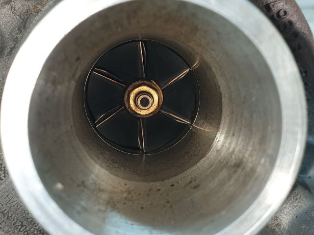 bontott RENAULT SCÉNIC III Turbó