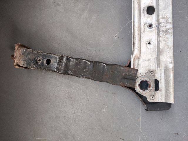 bontott RENAULT SCÉNIC III Alsó Összekötő