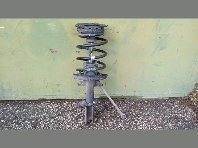 bontott RENAULT SCÉNIC III Bal első Gólyaláb (Lengécsillapító, Rugó)