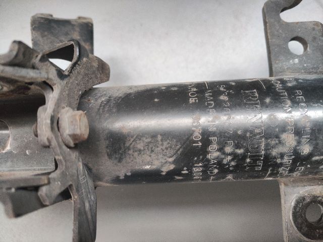 bontott RENAULT SCÉNIC III Bal első Gólyaláb (Lengécsillapító, Rugó)