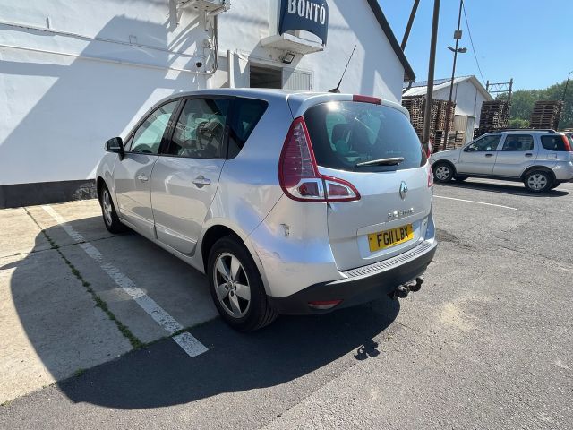 bontott RENAULT SCÉNIC III Bal Féltengely