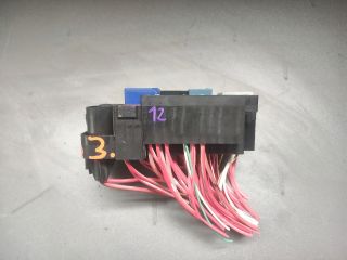 bontott RENAULT SCÉNIC III Biztosítéktábla Motortér