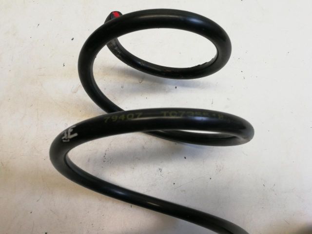 bontott RENAULT SCÉNIC III Első Rugó