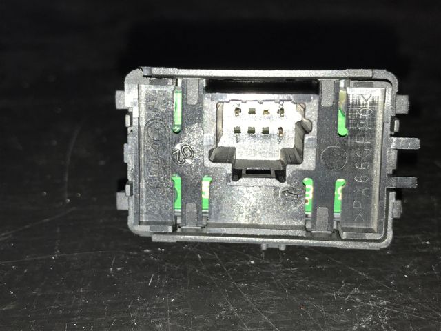 bontott RENAULT SCÉNIC III ESP Kapcsoló