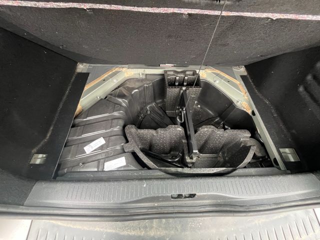 bontott RENAULT SCÉNIC III Felső Motorburkolat