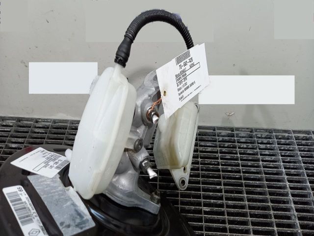 bontott RENAULT SCÉNIC III Főfékhenger