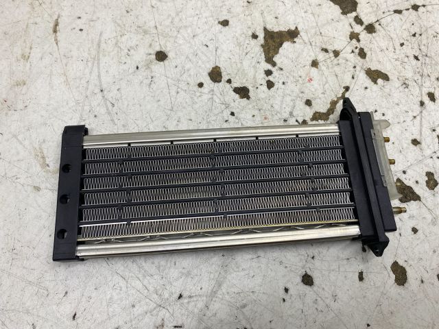 bontott RENAULT SCÉNIC III Fűtőradiátor