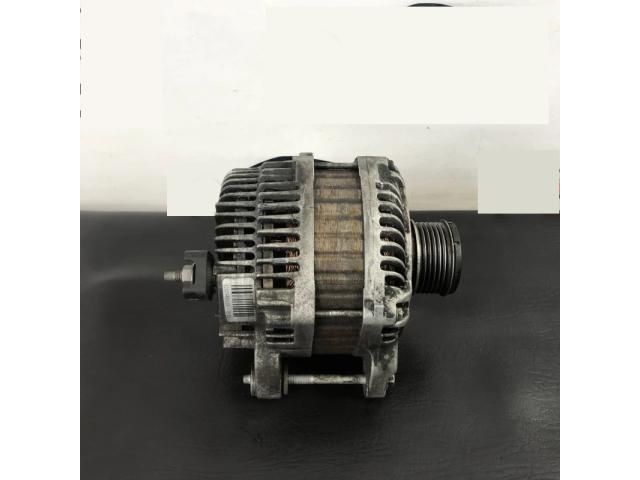 bontott RENAULT SCÉNIC III Generátor