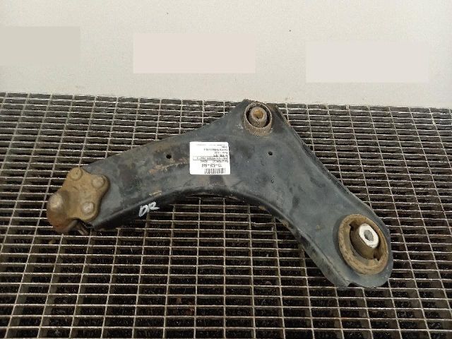 bontott RENAULT SCÉNIC III Jobb első Lengőkar