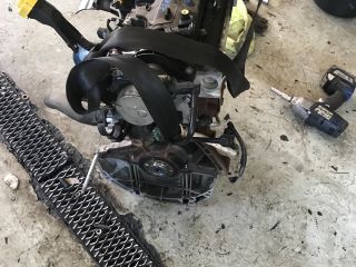 bontott RENAULT SCÉNIC III Motor (Fűzött blokk hengerfejjel)