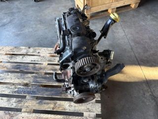 bontott RENAULT SCÉNIC III Motor (Fűzött blokk hengerfejjel)
