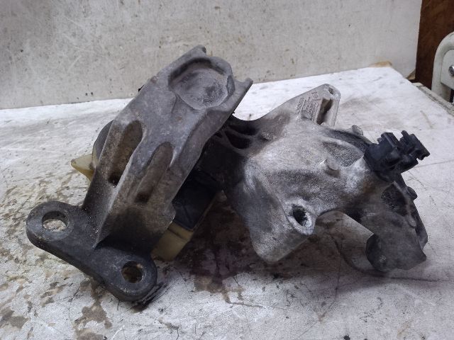 bontott RENAULT SCÉNIC III Motor Tartó Bak (Fém)