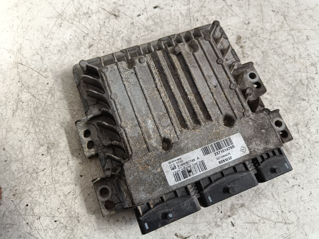 bontott RENAULT SCÉNIC III Motorvezérlő