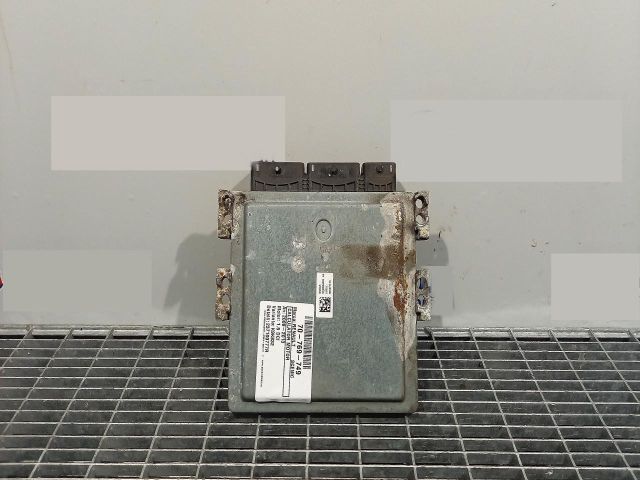 bontott RENAULT SCÉNIC III Motorvezérlő