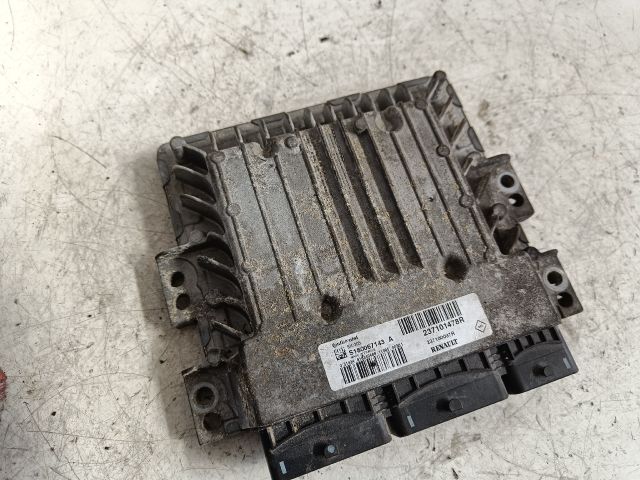 bontott RENAULT SCÉNIC III Motorvezérlő