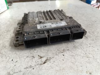 bontott RENAULT SCÉNIC III Motorvezérlő