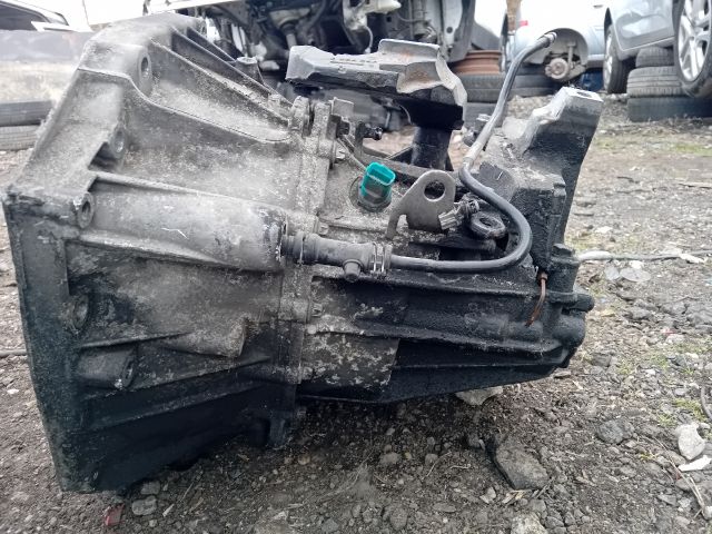 bontott RENAULT SCÉNIC III Váltó (Mechanikus)