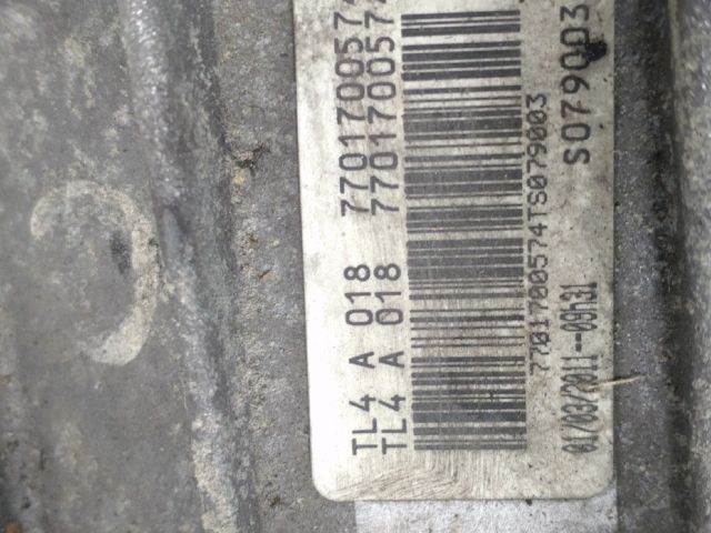 bontott RENAULT SCÉNIC III Váltó (Mechanikus)