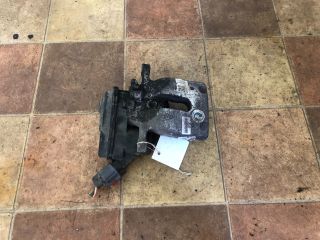 bontott RENAULT SCÉNIC III Jobb hátsó Féknyereg Munkahengerrel