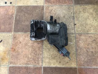 bontott RENAULT SCÉNIC III Jobb hátsó Féknyereg Munkahengerrel